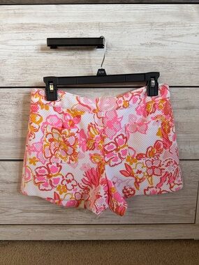 Lilly Pulitzer | Women’s Floral Shorts Size 6